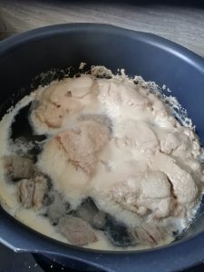 Suppenfleisch gekocht Schaum